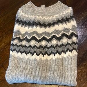 Banana Republic winter sweater